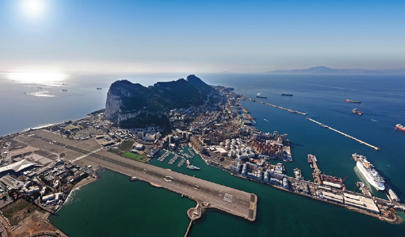Španjolska poručila Gibraltaru: Ostanak u EU može, ali pod našom vlašću  Gibraltar-airport